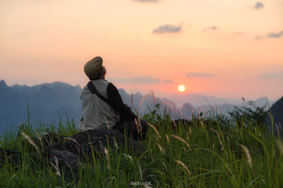 Đỉnh Mã Pì Lèng là một trong những điểm ngắm hoàng hôn lý tưởng nhất tại Mèo Vạc. Ảnh Diệp Hữu Đạt