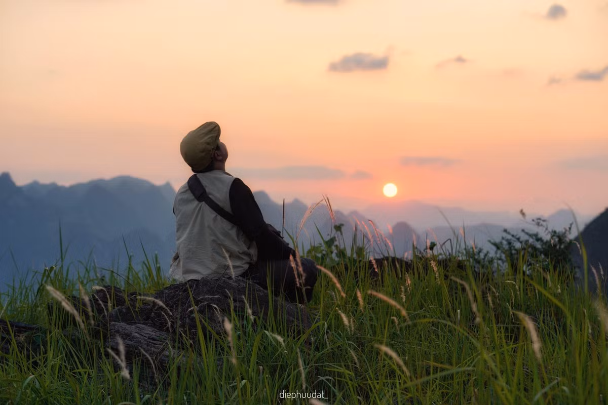 Đỉnh Mã Pì Lèng là một trong những điểm ngắm hoàng hôn lý tưởng nhất tại Mèo Vạc. Ảnh Diệp Hữu Đạt