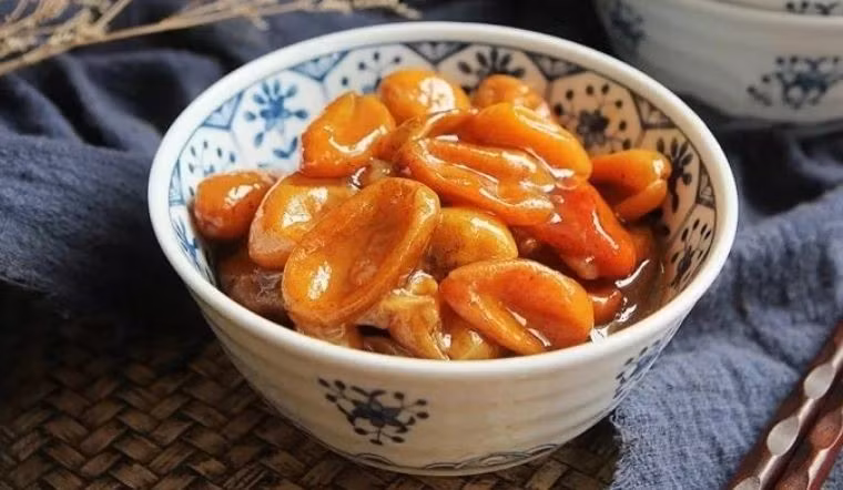 Việc bổ sung quất hồng bì vào chế độ ăn hàng ngày giúp nâng cao sức đề kháng, hỗ trợ hệ miễn dịch và giữ cơ thể luôn trong trạng thái khỏe mạnh, sẵn sàng chống lại các tác nhân gây bệnh. Ảnh minh họa