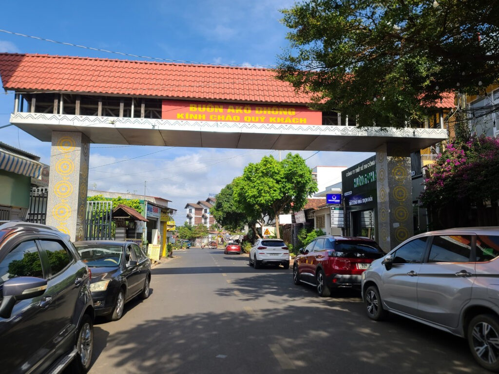 View - Trải nghiệm buôn Akô Dhông điểm đến văn hóa Ê Đê hút du khách ở Buôn Ma Thuột | Báo Tri thức và Cuộc sống - TIN TỨC PHỔ BIẾN KIẾN THỨC 24H