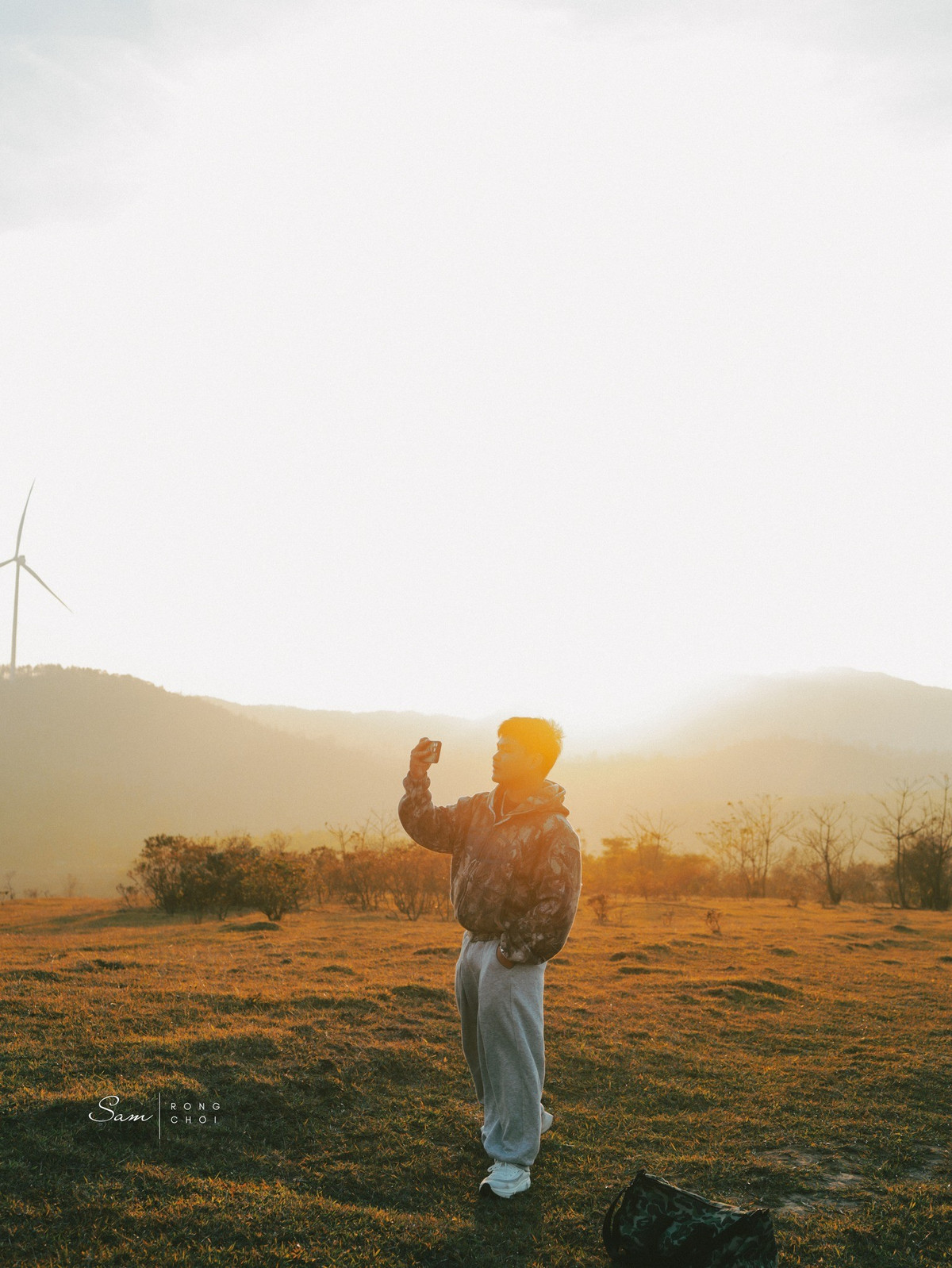 Khe Sanh không chỉ là một điểm đến du lịch, mà còn là nơi để con người chậm lại, lắng nghe chính mình và tìm lại sự cân bằng trong tâm hồn. Với những ai yêu thiên nhiên, yêu sự tĩnh lặng và mong muốn tạm rời xa nhịp sống hối hả, Khe Sanh không chỉ là nơi để đến, mà còn là nơi để nhớ và đôi khi, là nơi để trở về.