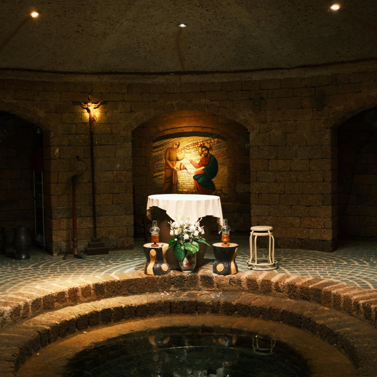 Tuy nhiên, khác với nhiều điểm du lịch thông thường, Đan viện Châu Sơn là nơi chuyên về chiêm niệm, sinh hoạt tôn giáo. Vì vậy, vào ngày thường, đan viện hạn chế khách du lịch tự do tham quan. Ảnh Quangdat.pham