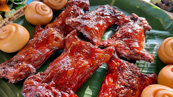 Dù hình thức hơi “kỳ lạ” đối với nhiều du khách lần đầu nhìn thấy, chuột đồng quay lu vẫn là minh chứng sống động cho sự phong phú của ẩm thực miền Tây Nam Bộ. Ảnh Internet