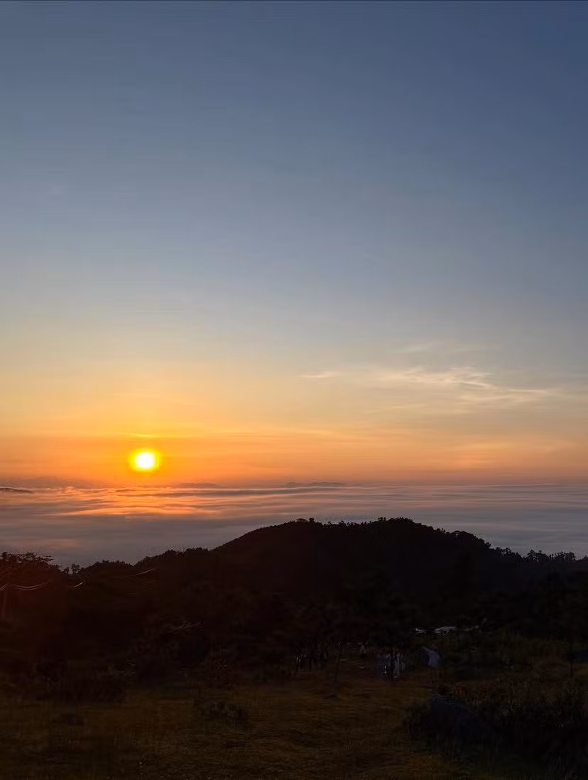 Cao nguyên Đồng Cao là điểm đến lý tưởng cho những ai muốn tìm về bình yên, hòa mình vào thiên nhiên và trải nghiệm những khoảnh khắc đáng nhớ giữa thảo nguyên xanh mướt, săn mây và ngắm sao giữa núi rừng Bắc Ninh. Ảnh _htt206