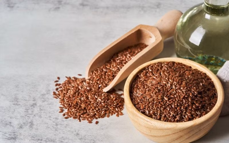 Hạt lanh không chỉ tốt cho sức khỏe mà còn cực kỳ linh hoạt trong chế biến. Ảnh minh hoạ