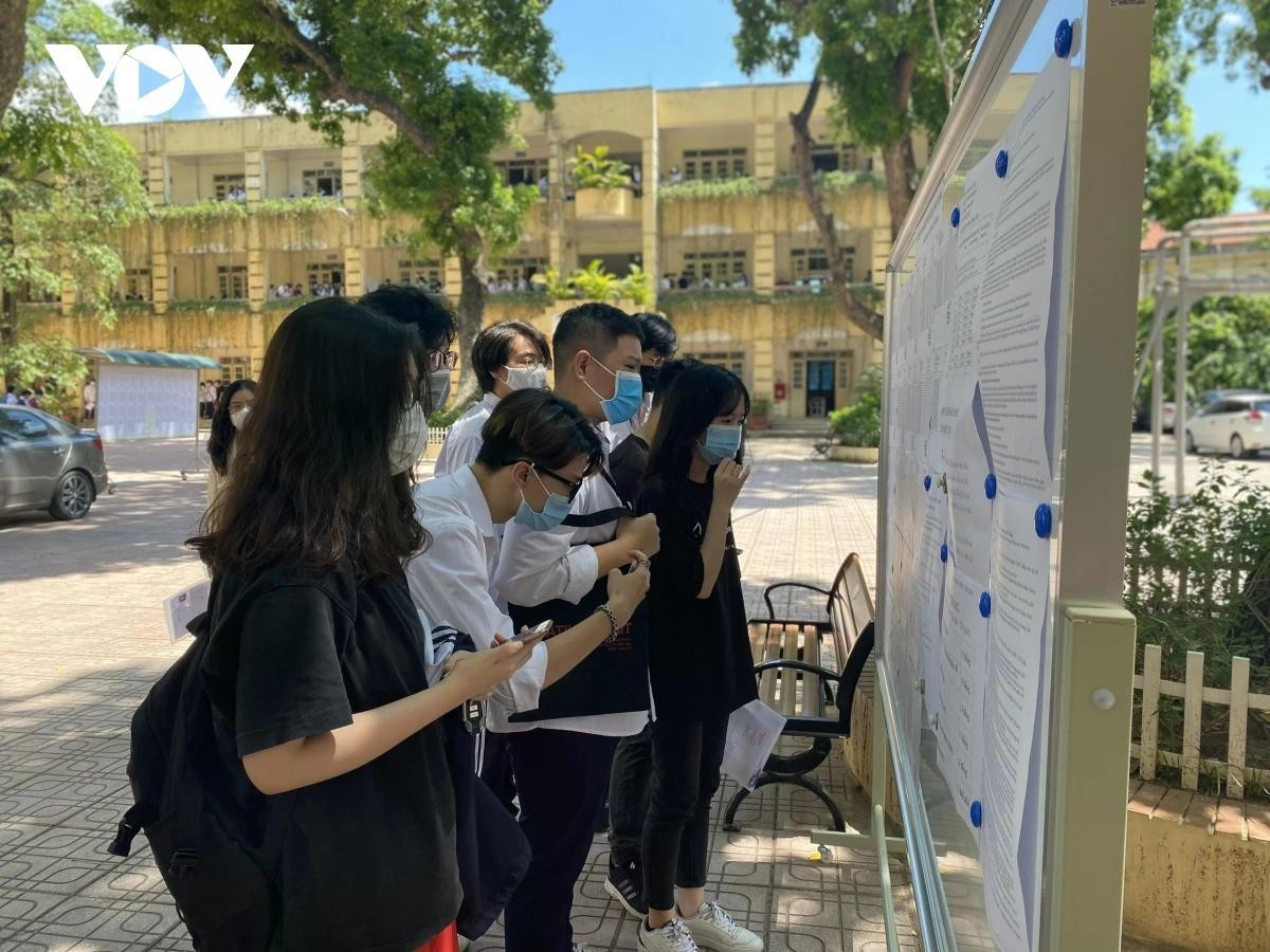 Hàng loạt các quy định về văn bằng, chứng chỉ có hiệu lực từ 15/4