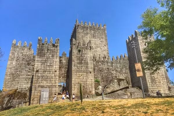 guimaraes.jpg