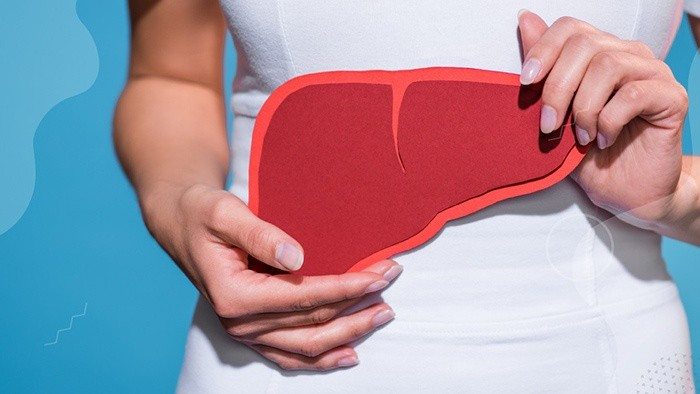 Trong chế độ ăn hằng ngày, trái cây khô được xem là nguồn cung cấp chất xơ, vitamin và khoáng chất tương đối dồi dào. Một số loại còn chứa chất chống oxy hóa, chất béo có lợi, giúp giảm gánh nặng chuyển hóa cho gan nếu sử dụng với lượng hợp lý. Dưới đây là 5 loại trái cây khô thường được nhắc đến nhờ những lợi ích tích cực đối với sức khỏe gan. Ảnh minh họa