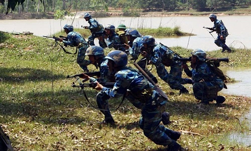 Bất ngờ khẩu AK phóng lựu của Hải quân đánh bộ VN