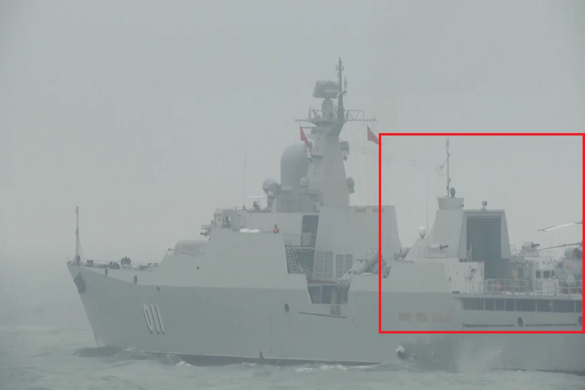 Đẹp tuyệt nhà máy bay trên tàu chiến Gepard Việt Nam