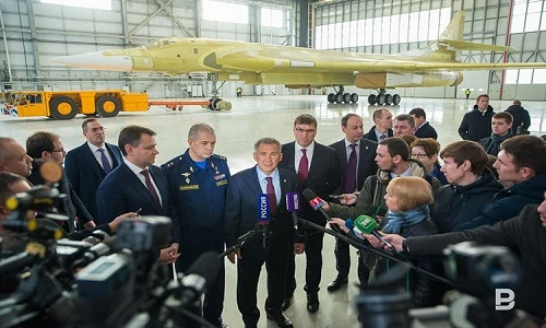 Lộ diện nguyên mẫu Tu-160M2 đầu tiên, Không quân Nga đã trở lại