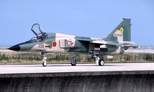 Ảnh hiếm có tiêm kích siêu âm đầu tiên của Nhật Bản