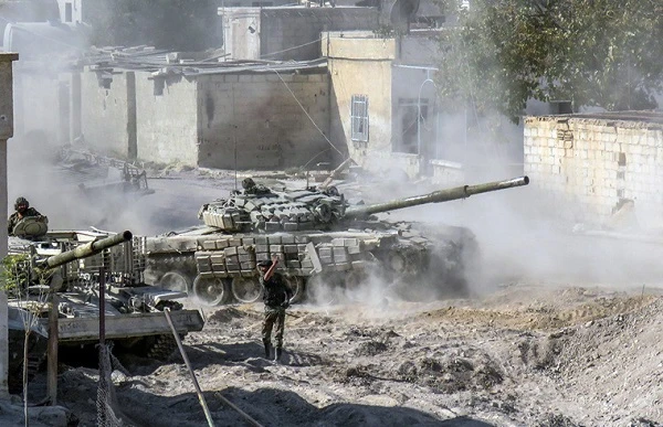 Ngạc nhiên Syria tự "độ" tăng T-72 để chống phiến quân