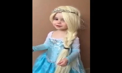 Búp bê Barbie phiên bản nhí hát siêu dễ thương