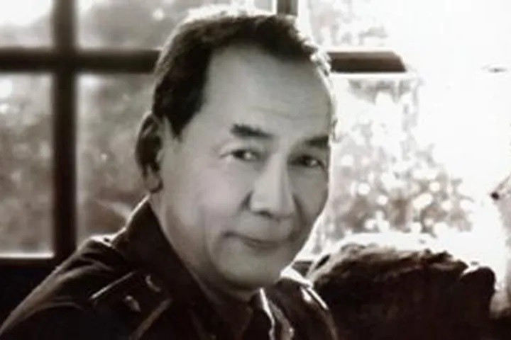 ឧត្តមសេនីយ Nguyen Dinh Ngoc គឺជានិមិត្តរូបនៃភាពវៃឆ្លាត ស្នេហាជាតិ និងការលះបង់ដោយស្ងៀមស្ងាត់។ thieu-tuong-nguyen-dinh-ngoc.jpg