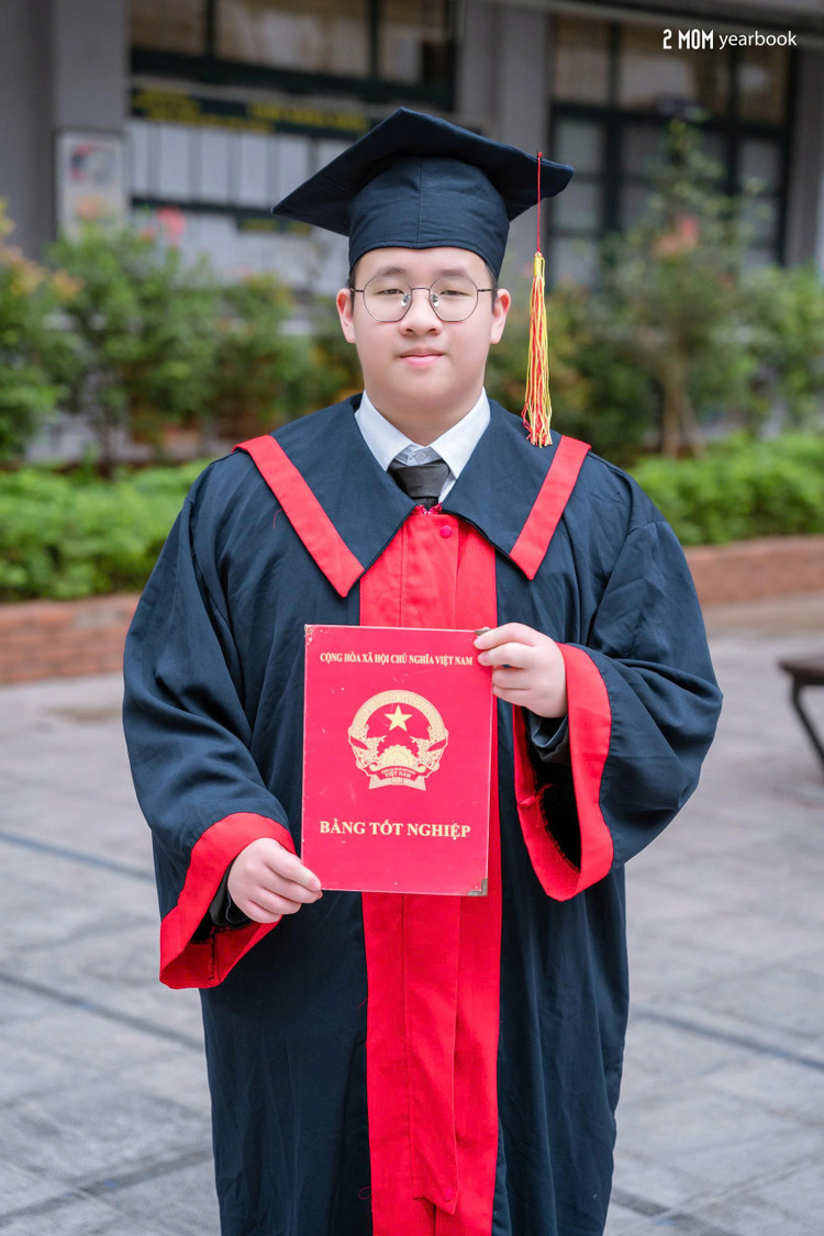 "Thủ khoa kép" Bùi Nhật Minh. Ảnh: NVCC. minh-chinh-3.jpg