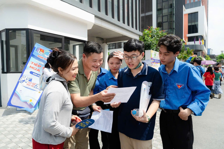 Thí sinh tham dự Kỳ thi tốt nghiệp THPT năm 2025. mon-sinh.jpg