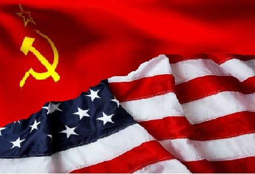 "Hiện nay, có hai quốc gia lớn trên thế giới có những quan điểm khác nhau, song dường như đều bị thúc đẩy hướng tới một mục tiêu giống nhau: Người Nga và người Mỹ - Anh....", Tocqueville tiên đoán.
