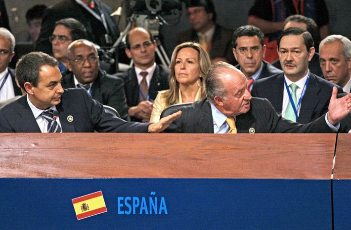 Vua Juan Carlos trở thành nhân vật được nhắc đến nhiều nhất sau Hội nghị cấp cao Ibo – Amerian 2007 khi ông lên tiếng yêu cầu Tổng thống Venezuela Hugo Chavez ngừng cắt ngang bài phát biểu của Tổng thống Tây Ban Nha Jose Luis Zapatero.