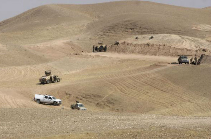 Quân đội Iraq với sự hỗ trợ lực lượng an ninh Kurdish và quân tình nguyện đang phản công phiến quân Nhà nước Hồi giáo Iraq và Levant.