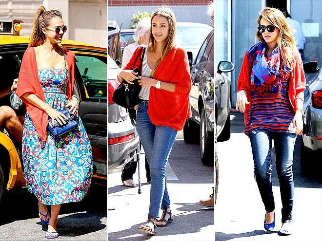 Jessica Alba rất gắn bó với chiếc áo len hiệu GG nên cô mặc nó bất chấp thời tiết nóng lạnh.