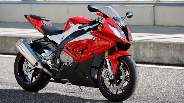Siêu mô tô BMW S1000RR 2015. Đây là một trong những mẫu mô tô được chờ đợi nhất tại triển lãm Intermot năm nay.