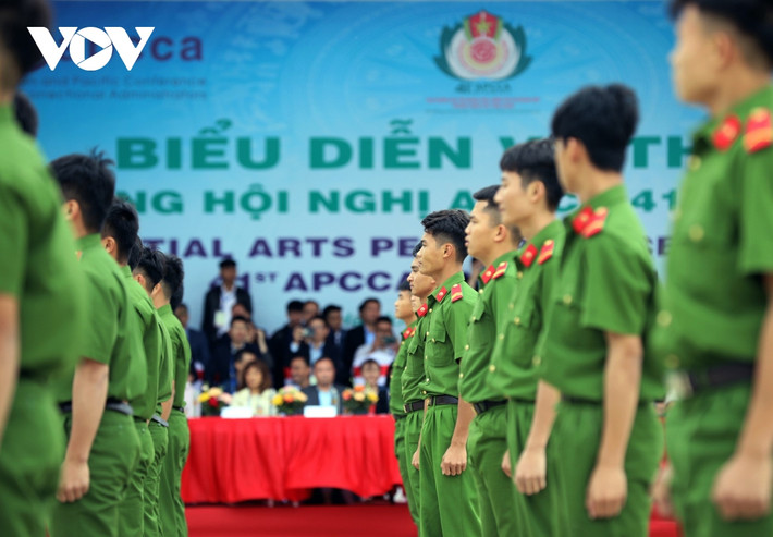 Phạm nhân chuẩn bị chấp hành xong án phạt tù được phổ biến, học tập: các chính sách, quy định của pháp luật về tái hòa nhập cộng đồng, vay vốn sản xuất, kinh doanh, định hướng nghề nghiệp, hỗ trợ tìm kiếm việc làm…