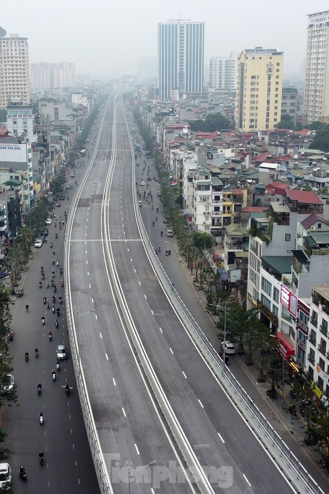 Như vậy, chỉ còn ít ngày nữa, tuyến đường Vành đai 2 này sẽ chính thức được thông xe.