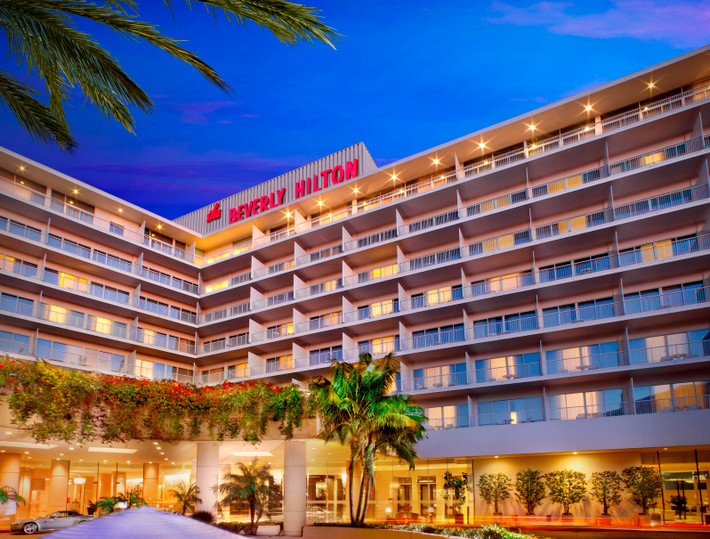 Những khách sạn sang trọng của tập đoàn Hilton có thể kể đến Beverly Hilton...