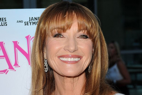 Jane Seymour miêu tả chứng trầm cảm mà cô từng trải qua năm 2005: “Tôi luôn nghĩ cuộc đời là một con sóng lớn luôn chực chờ đổ sập xuống mình. Và giống như nhiều người, khi tinh thần xuống dốc, họ sẽ bị rơi vào hố đen của sự trầm cảm”.