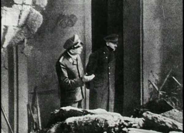 Bức ảnh cuối cùng chụp trùm phát xít Adolf Hitler ngày 30/4/1945.