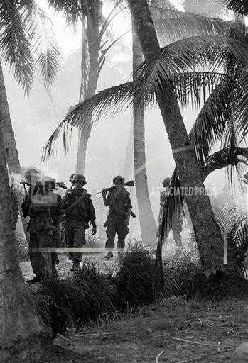 Lực lượng tuần tra Mỹ thuộc Lữ đoàn 2, Sư đoàn bộ binh số 9 hành quân vào buổi sáng ngày 15/1/1969 tại Kiến Hòa.