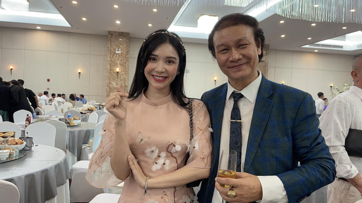 Sao Việt Thanh Bi hội ngộ NSND Nguyễn Hải.