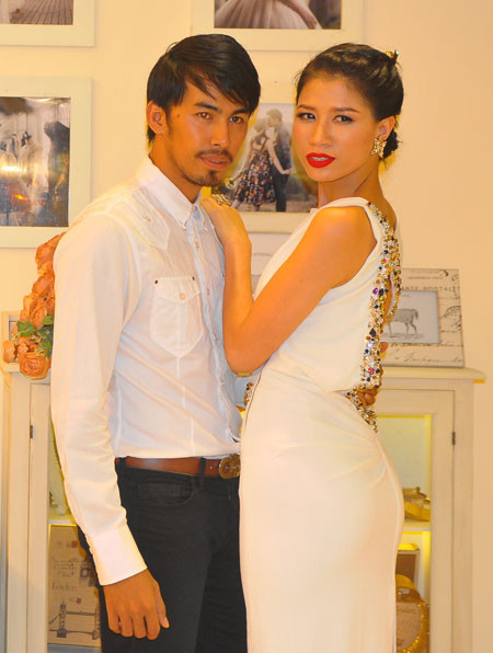 Duy Nhân và chân dài thẳng tính Trang Trần cũng là đồng nghiệp một thời.