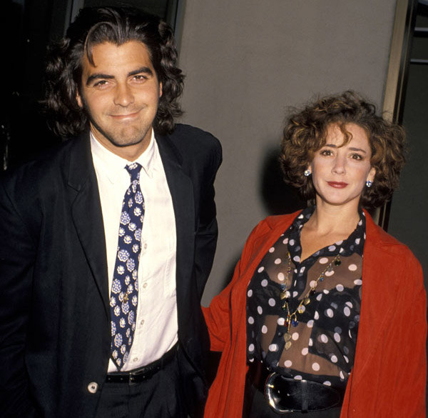 Clooney kết hôn với nữ diễn viên Talia Balsam vào năm 1989 và chia tay 3 năm sau đó. Nam diễn viên sau đó thừa nhận anh chịu trách nhiệm về sự chia tay này.