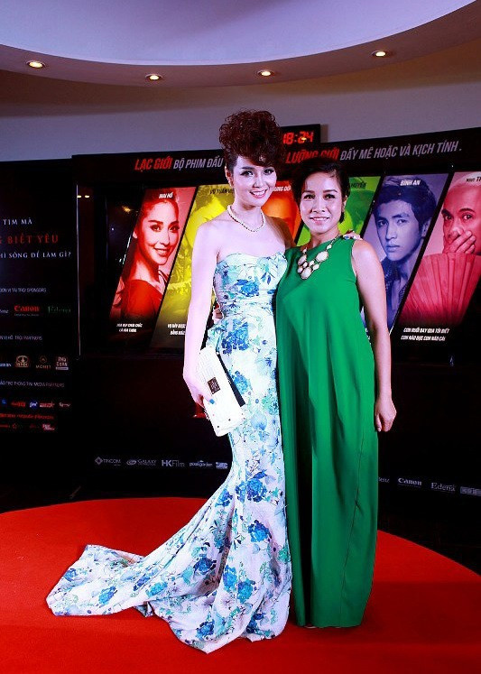 Diva Mỹ Linh là người thể hiện "Lạc bờ", ca khúc chủ đề khép lại bộ phim "Lạc giới" của Mai Thu Huyền.
