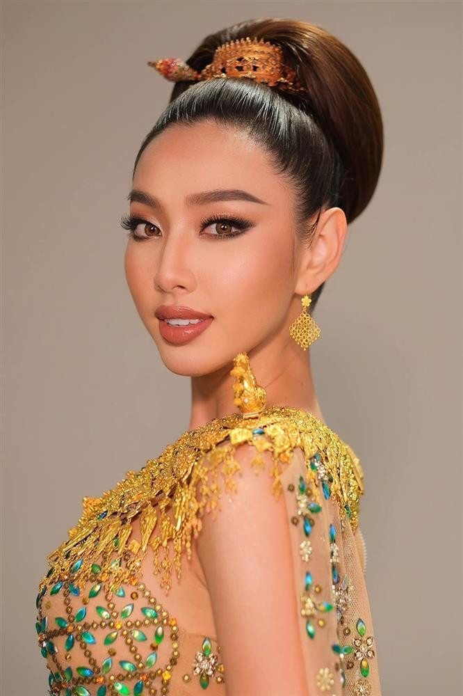 ặc biệt, mỹ nhân 9x thử sức nhiều nhất với trang phục đặc trưng của người Thái như một cách thể hiện tình cảm với quốc gia nơi mình đăng quang