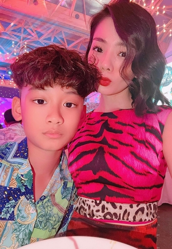 Sao Việt Lệ Quyên đưa con trai dự sự kiện sau thời gian du lịch nước ngoài.