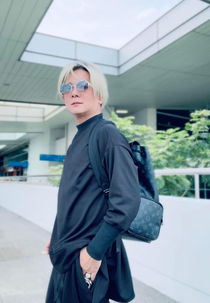 Vũ Hà bị trêu trông như nam sinh vì phong cách "cưa sừng làm nghé".