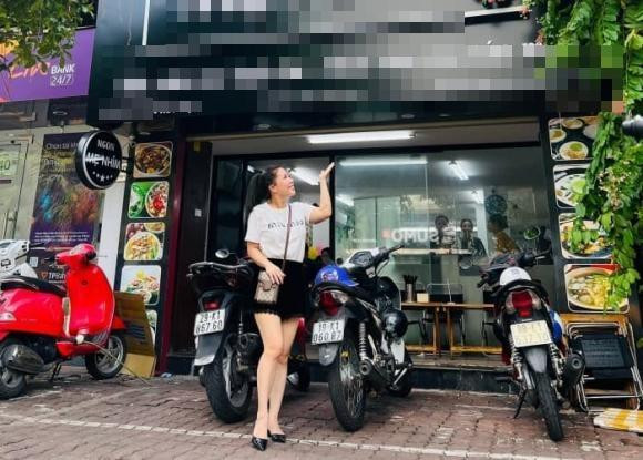 br/> Sau thời gian ngắn khóa trang cá nhân, Anh Đào - vợ Hồng Đăng đã quay trở lại dùng mạng xã hội. Cô chủ yếu chia sẻ về việc làm ăn kinh doanh hiện tại. Mới đây, trên trang Facebook, Anh Đào lần đầu đăng ảnh khoe body sau biến cố của ông xã. Nhìn ảnh có thể cảm nhận tinh thần của cô đã cải thiện hơn trước.