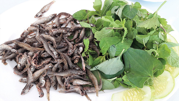Mấy năm gần đây, loại cá nhỏ này bỗng gây sốt, được ưa chuộng trên thị trường, nhiều người tìm mua với giá cao.