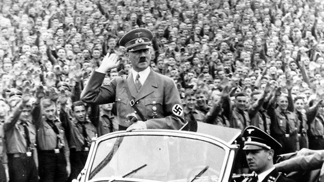 Hitler cũng được cho là đã sử dụng tên giả Adolf Leipzig và được 12.000 người dân địa phương ở Nossa Senhora do Livramento biết đến với biệt danh "Old German".