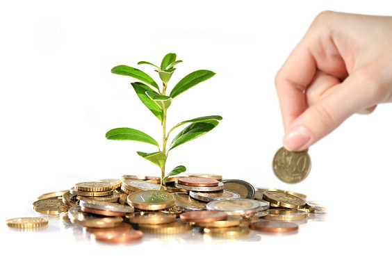 Về nghề nghiệp: Những người sinh ngày 28/4 thường có khả năng nhạy bén cao, nhận định, phán đoán chính xác tình hình nên rất hợp với nghề đầu tư, tài chính, kinh doanh.