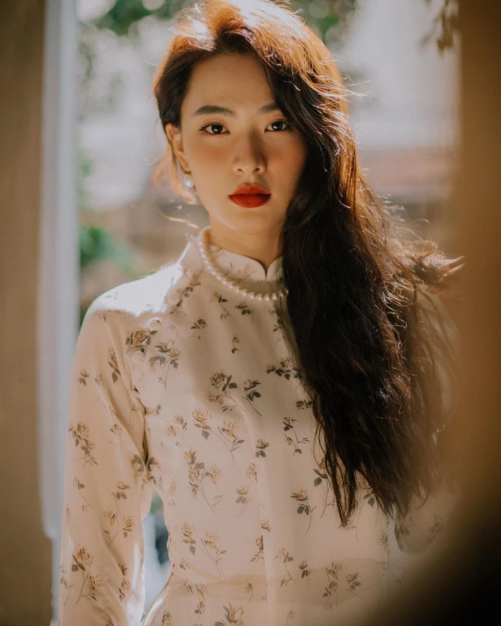 Đời sống tình cảm của Minh Trang cũng được khán giả quan tâm. Tuy nhiên, nữ diễn viên kín tiếng về chủ đề này, trên trang cá nhân cô cũng chỉ đăng tải khoảnh khắc bên cạnh bạn bè và đồng nghiệp.