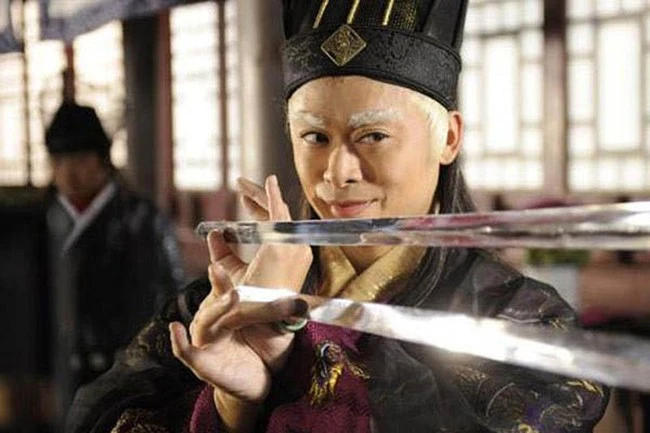 Một lý do khác là sau khi trở thành thái giám, họ không lấy vợ sinh con, không còn ham muốn tình ái nên tinh khí được bảo tồn. Nhờ đó, tuổi thọ được kéo dài.