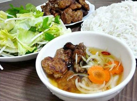 Trang Asian Inspiration, Hà Nội là một trong 5 "thiên đường" ẩm thực đường phố hấp dẫn nhất châu Á.