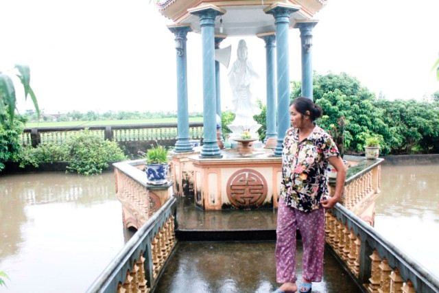 Ngay sau khi bắn 5 cán bộ bị thương vong, Đặng Ngọc Viết đã tìm đến chùa Đông (xã Trà Giang, huyện Kiến Xương, Thái Bình, quê của Viết) tự sát bằng súng. Trước khi tự sát, người dân đã thấy Viết quỳ lạy tượng Phật Bà Quan Âm.