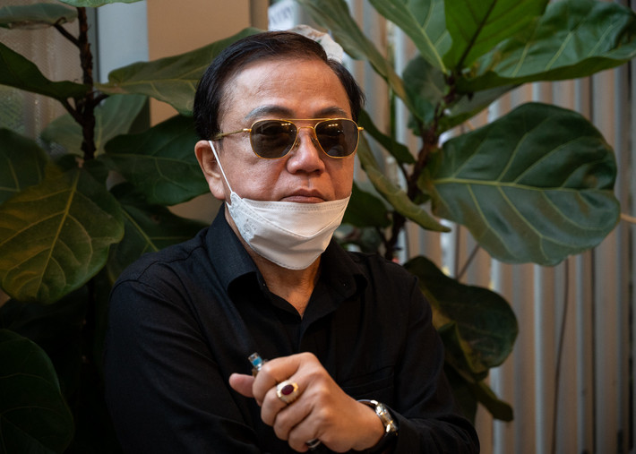 Diễn viên hài Hồng Tơ cho biết ông trân trọng tài năng và tâm huyết của nghệ sĩ Thanh Kim Huệ. Bà không chỉ là giọng ca điêu luyện, với lối luyến láy không thể trộn lẫn, mà còn là tác giả tài năng, sáng tạo, có công làm mới cải lương truyền thống.