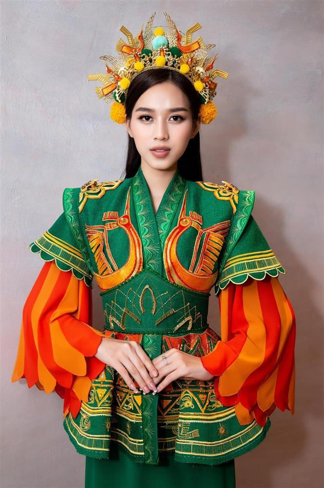 br/> Mới đây, một tài khoản mạng có bài đăng gây chú ý, liên quan đến Hoa hậu Việt Nam 2020 - Đỗ Thị Hà. Theo đó, người này chê thẳng trang phục dân tộc của Đỗ Thị Hà trong phần thi Dances Of The World tại Miss World - Hoa hậu Thế giới 2021. Ngoài ra, người này còn không đồng tình với nhạc điệu mà người đẹp Thanh Hóa sử dụng trong phần thi Tài Năng thuộc khuôn khổ cuộc thi.