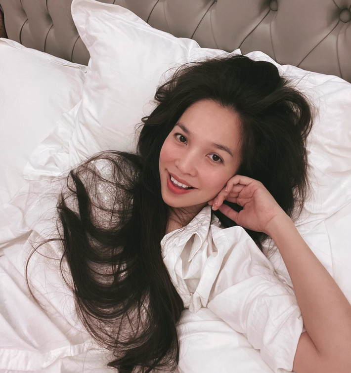 Hiền Thục đầy năng lượng.